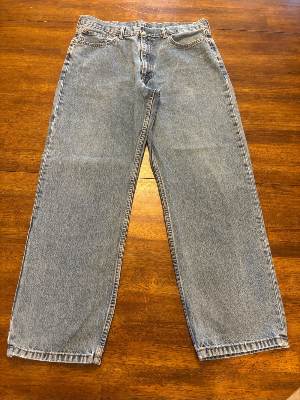 Levi's 550 Men’s Light Blue Relaxed Straight Fit Denim Jeans 38x30